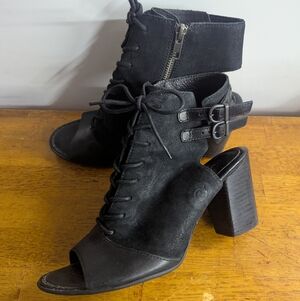 BORN Black Leather Open Toe Lace Up Heels w/Zipper